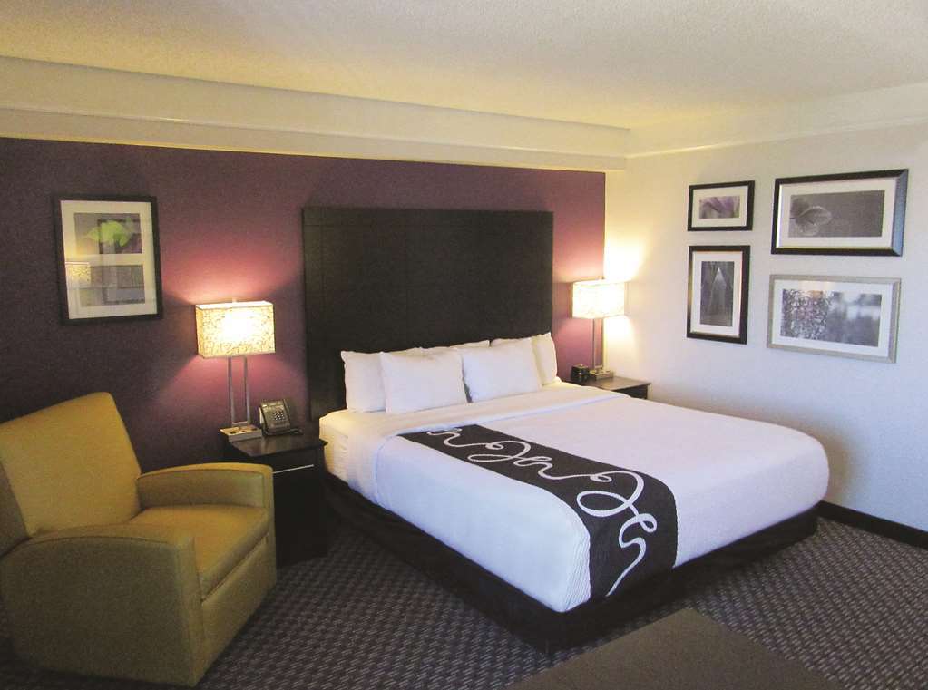 La Quinta By Wyndham Las Vegas Summerlin Tech Rum bild