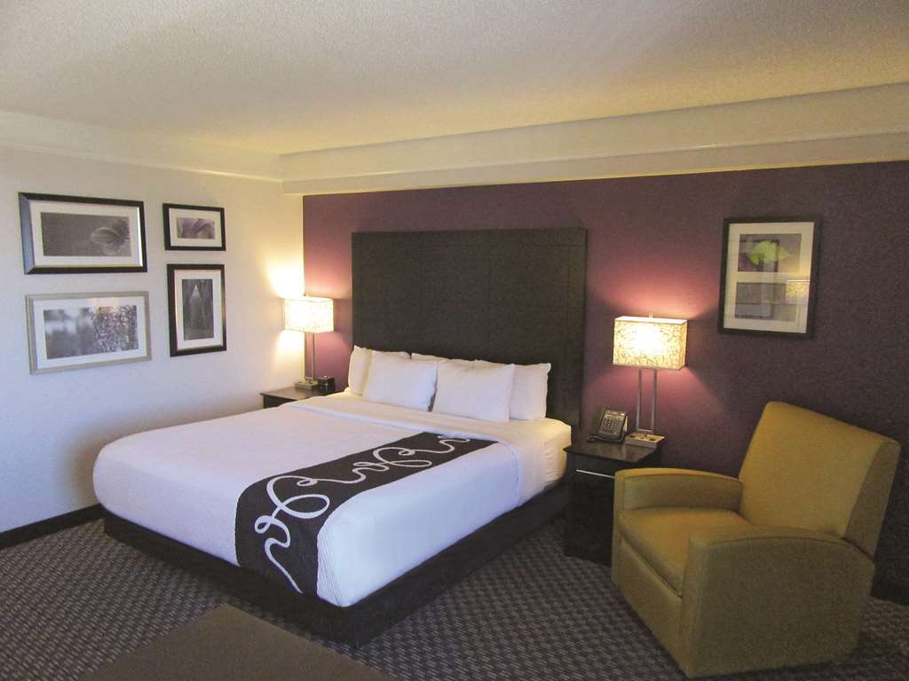 La Quinta By Wyndham Las Vegas Summerlin Tech Rum bild